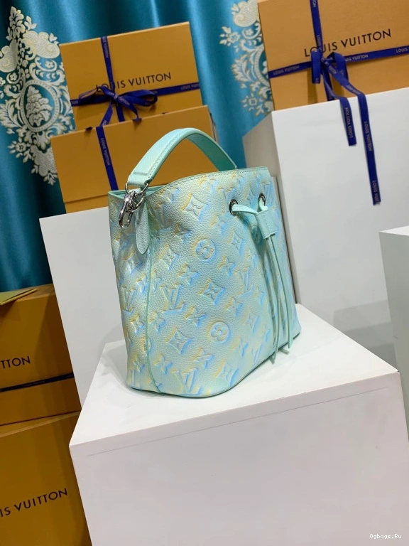 VUITTON LOUIS NÉONOÉ BB 0203